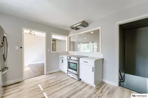 Kitchen - 1219 Robin Dr, Bellevue, NE 68005 photo 5 of 5