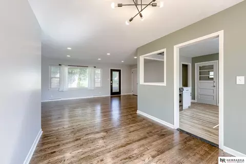 Living - 1219 Robin Dr, Bellevue, NE 68005 photo 6 of 6
