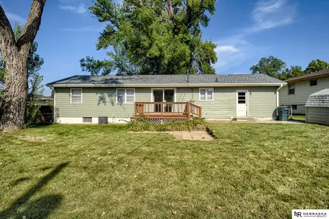Exterior - 1219 Robin Dr, Bellevue, NE 68005 photo 2 of 5