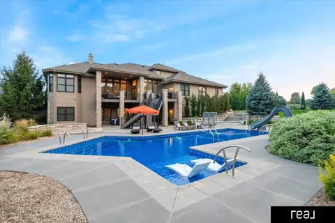 16304 Sedona Cir, Omaha, NE 68136