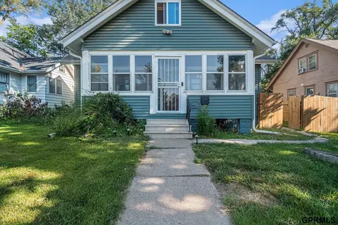 4374 Lafayette Ave, Omaha, NE 68131