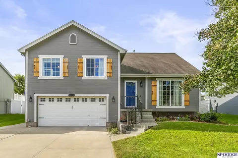 20919 Birch St, Gretna, NE 68028