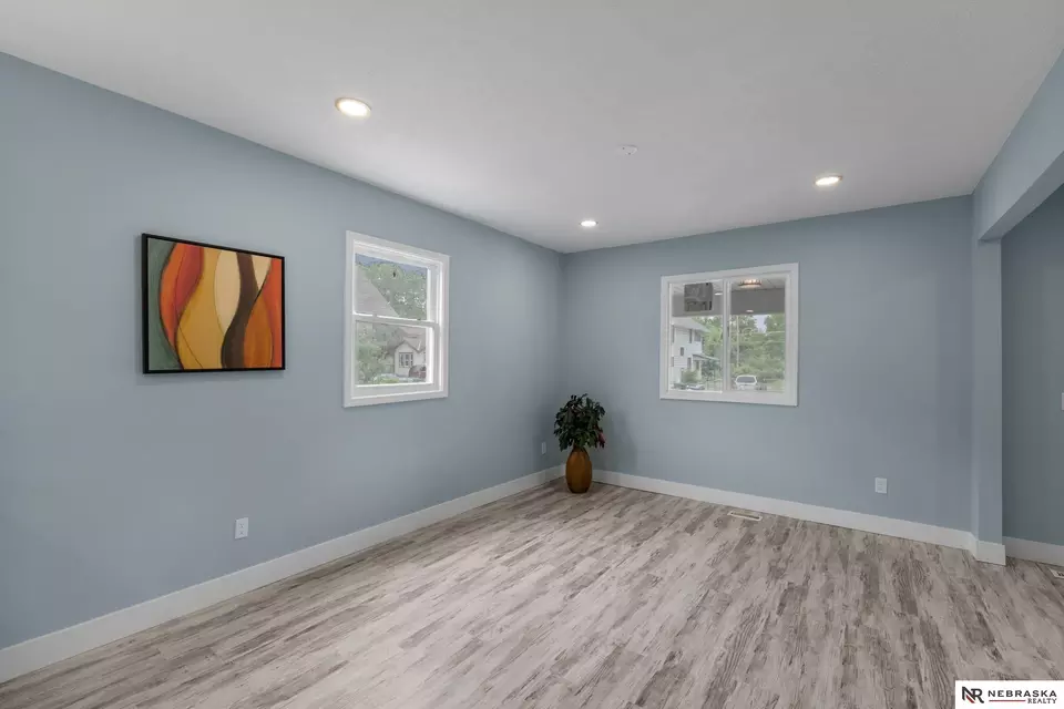 Living - 2306 Ogden St, Omaha, NE 68110 photo 1 of 1