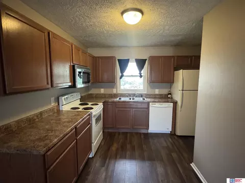 Kitchen - 1600-1602 Park St, Beatrice, NE 68310 photo 1 of 4