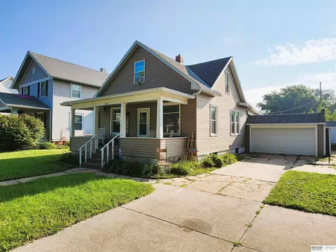 1642 N H St, Fremont, NE 68025