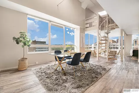 3000 Farnam St #6H, Omaha, NE 68131