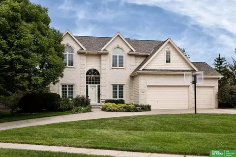 15810 Burdette St, Omaha, NE 68116
