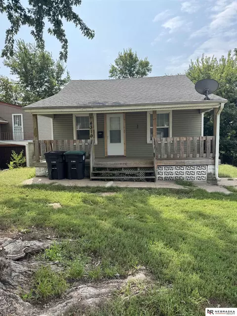 4319 Larimore Ave, Omaha, NE 68111
