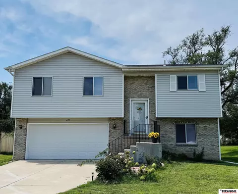 401 NW 16th St, Lincoln, NE 68528