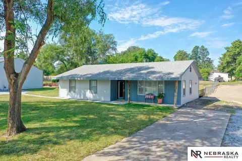 6016 Cosson Dr, Cedar Creek, NE 68016