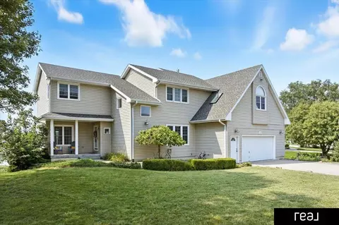 16606 Hilo Cir, Papillion, NE 68046