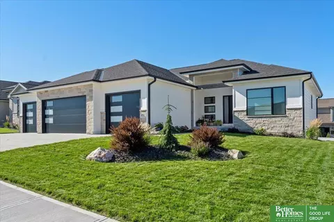 6518 S 208th Ave, Elkhorn, NE 68022