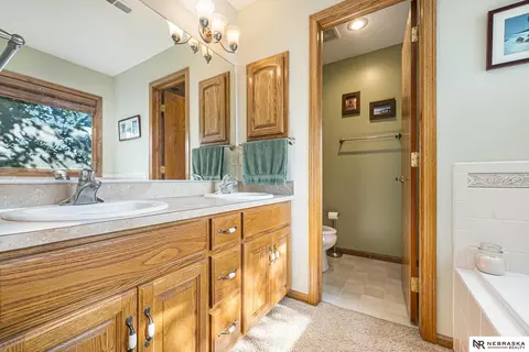 605 Ruby Rd, Papillion, NE 68133 photo 13
