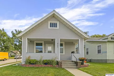 951 S 48 St, Omaha, NE 68106