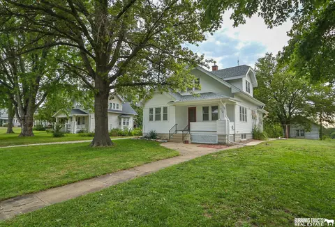 712 Park St, Syracuse, NE 68446