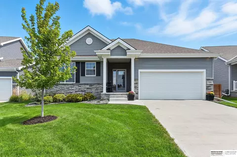 7301 S 184th St, Omaha, NE 68136