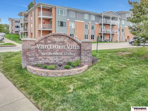 3001 S 51st Street Ct #346, Lincoln, NE 68506