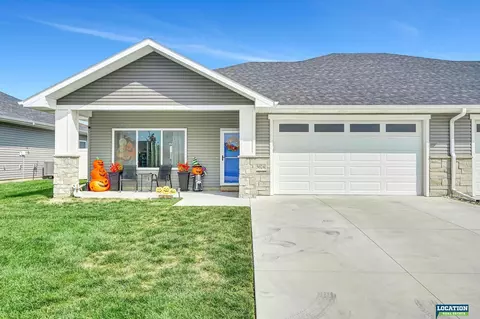 5024 Alvo Rd, Lincoln, NE 68514