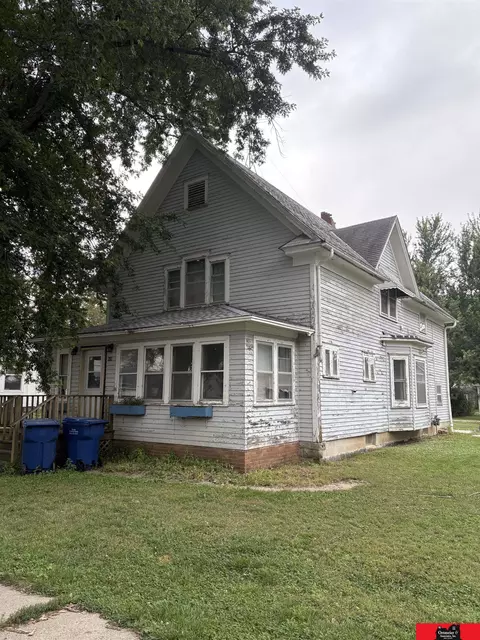 525 Main St, Lyons, NE 68038