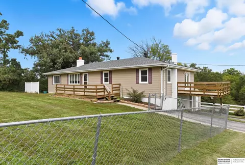 1474 County Road P15, Arlington, NE 68002