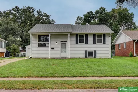13469 Frederick St, Omaha, NE 68144
