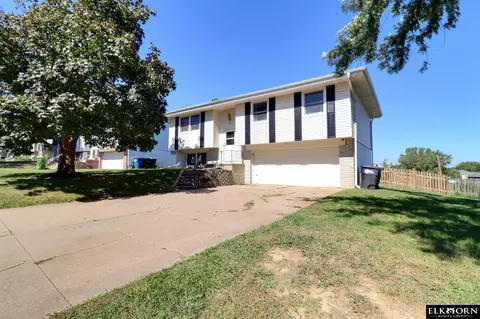 14312 Corby St, Omaha, NE 68164