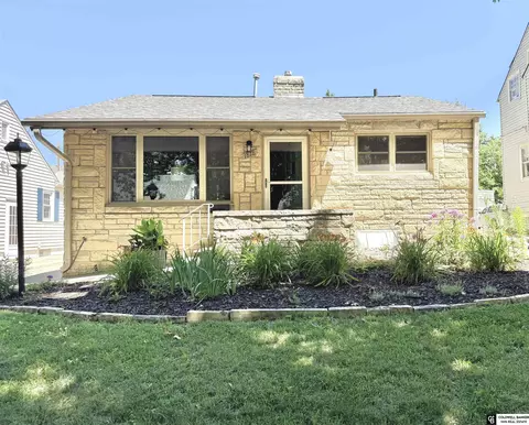 1818 Jefferson Ave, Lincoln, NE 68502