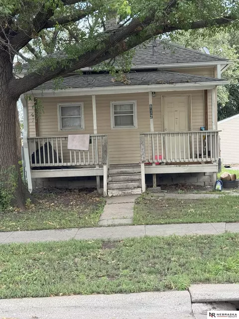 612 S 20th St, Lincoln, NE 68510