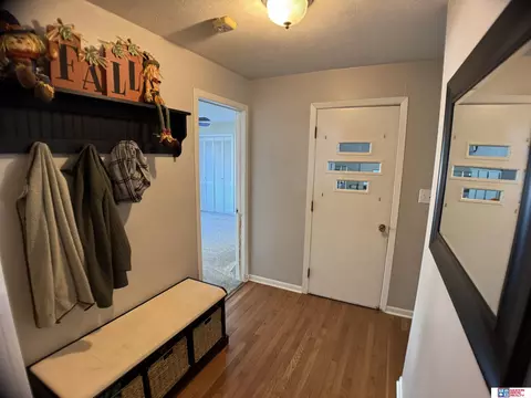 Entry Way - 522 N 12th St, Beatrice, NE 68310 photo 1 of 4