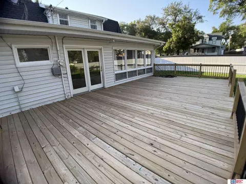 Exterior - 522 N 12th St, Beatrice, NE 68310 photo 5 of 5