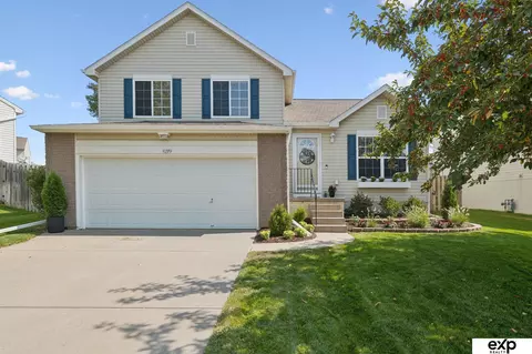 8219 154th Ave N, Bennington, NE 68007