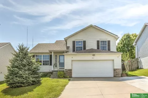 7865 Mary St, Omaha, NE 68122