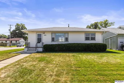 1373 E Austin Ln, Fremont, NE 68025