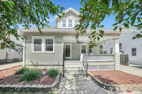 2248 Sewell St, Lincoln, NE 68502