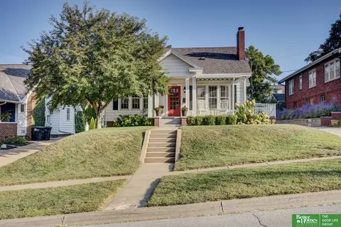 5706 Pacific St, Omaha, NE 68106