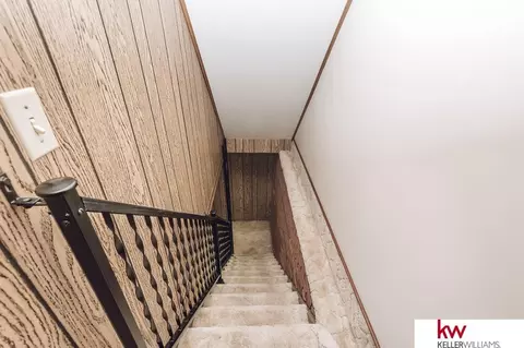 Entry Way - 725 C St, Carleton, NE 68326 photo 2 of 3