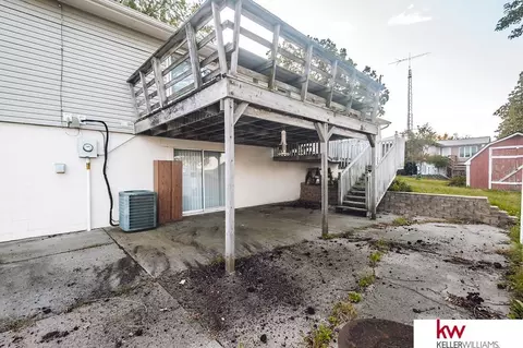 Exterior - 725 C St, Carleton, NE 68326 photo 8 of 19