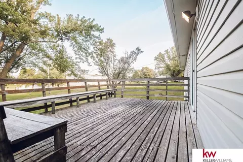 Exterior - 725 C St, Carleton, NE 68326 photo 9 of 19