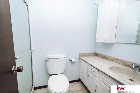Bath - 725 C St, Carleton, NE 68326 photo 1 of 3