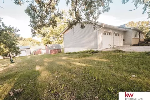 Exterior - 725 C St, Carleton, NE 68326 photo 19 of 19