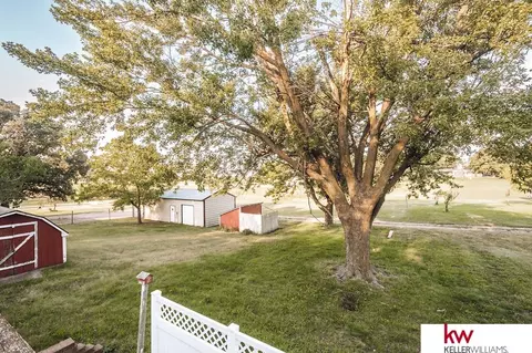 Exterior - 725 C St, Carleton, NE 68326 photo 11 of 19