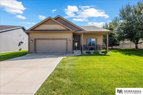 14283 Martin St, Omaha, NE 68142