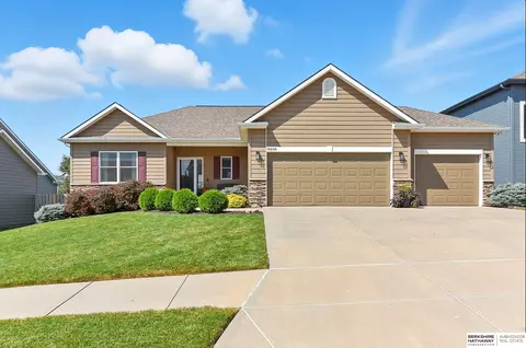 4606 N 205th Ave, Elkhorn, NE 68022