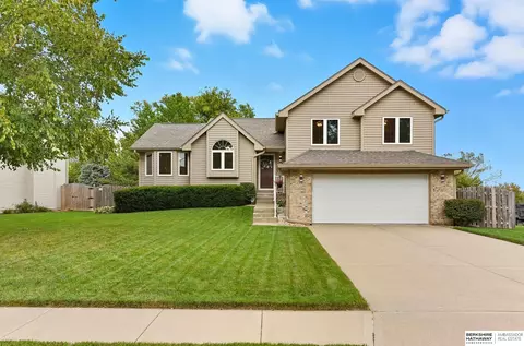 4303 N 136th St, Omaha, NE 68164