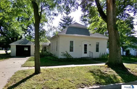 112 N Madison Ave, Plymouth, NE 68424