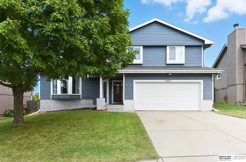 10862 Mary St, Omaha, NE 68164