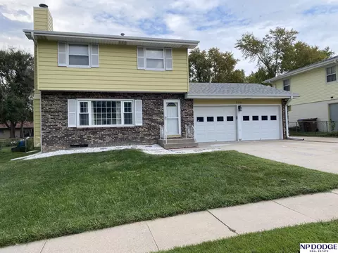 820 Manatt 814 Benton St, Lincoln, NE 68521