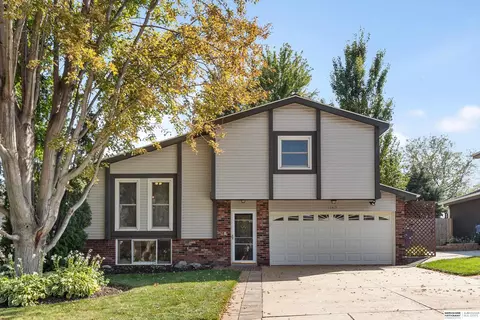 13415 Josephine St, Omaha, NE 68138