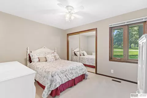 13702 S 129th St, Springfield, NE 68059 photo 38
