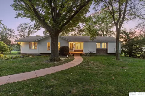 13702 S 129th St, Springfield, NE 68059 photo 2